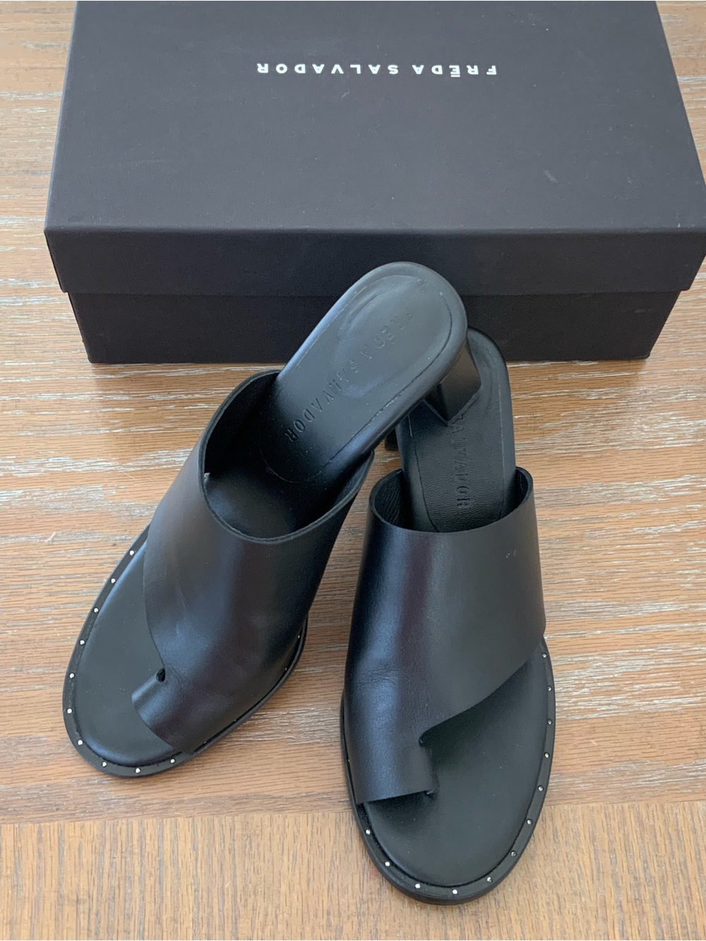 Freda Salvador Leather Open Toe Loop Block Heel Black Mules Sandals US7.5